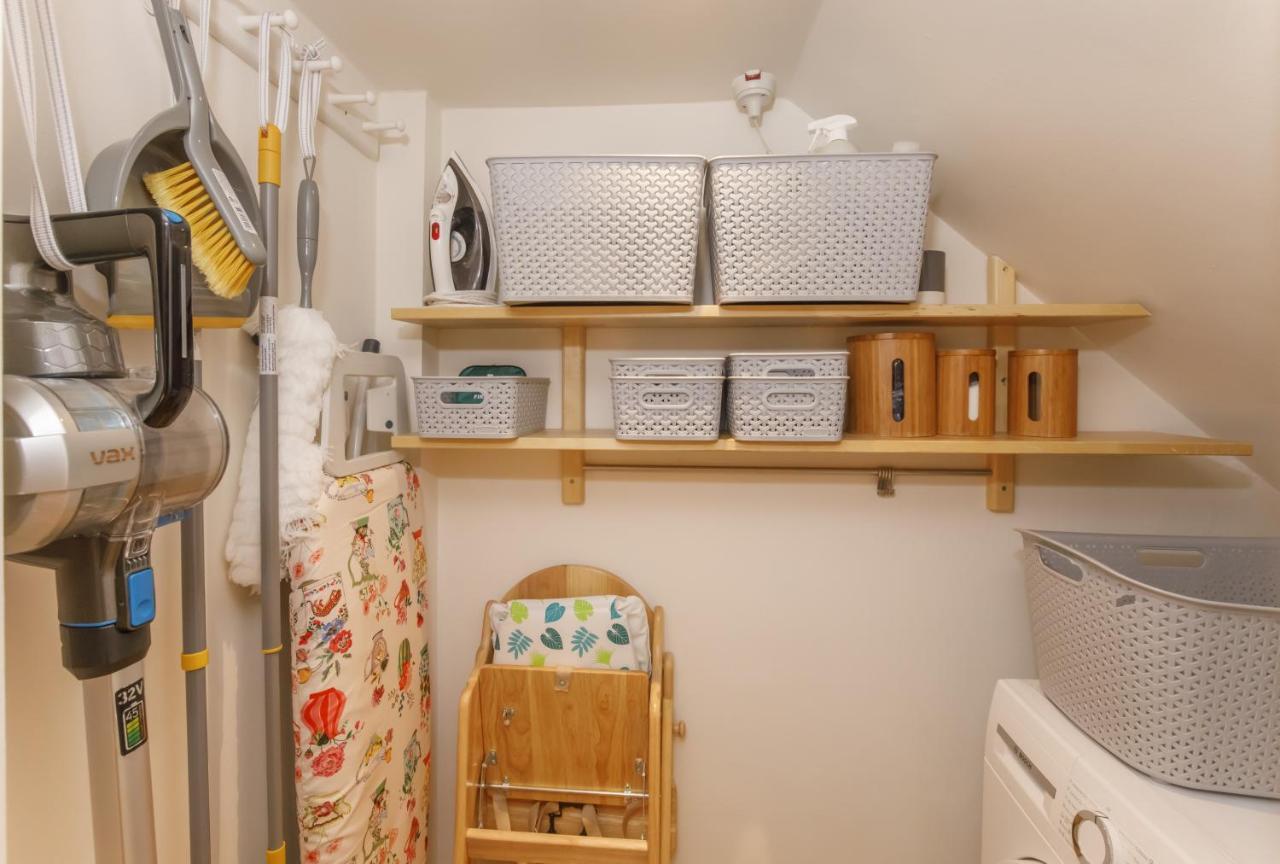 The Garden Square - Unique Luxury Apartment In Historic Garden Square - Ideal For 2 People 요크 외부 사진